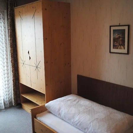 Lachmayr Guest house 3*